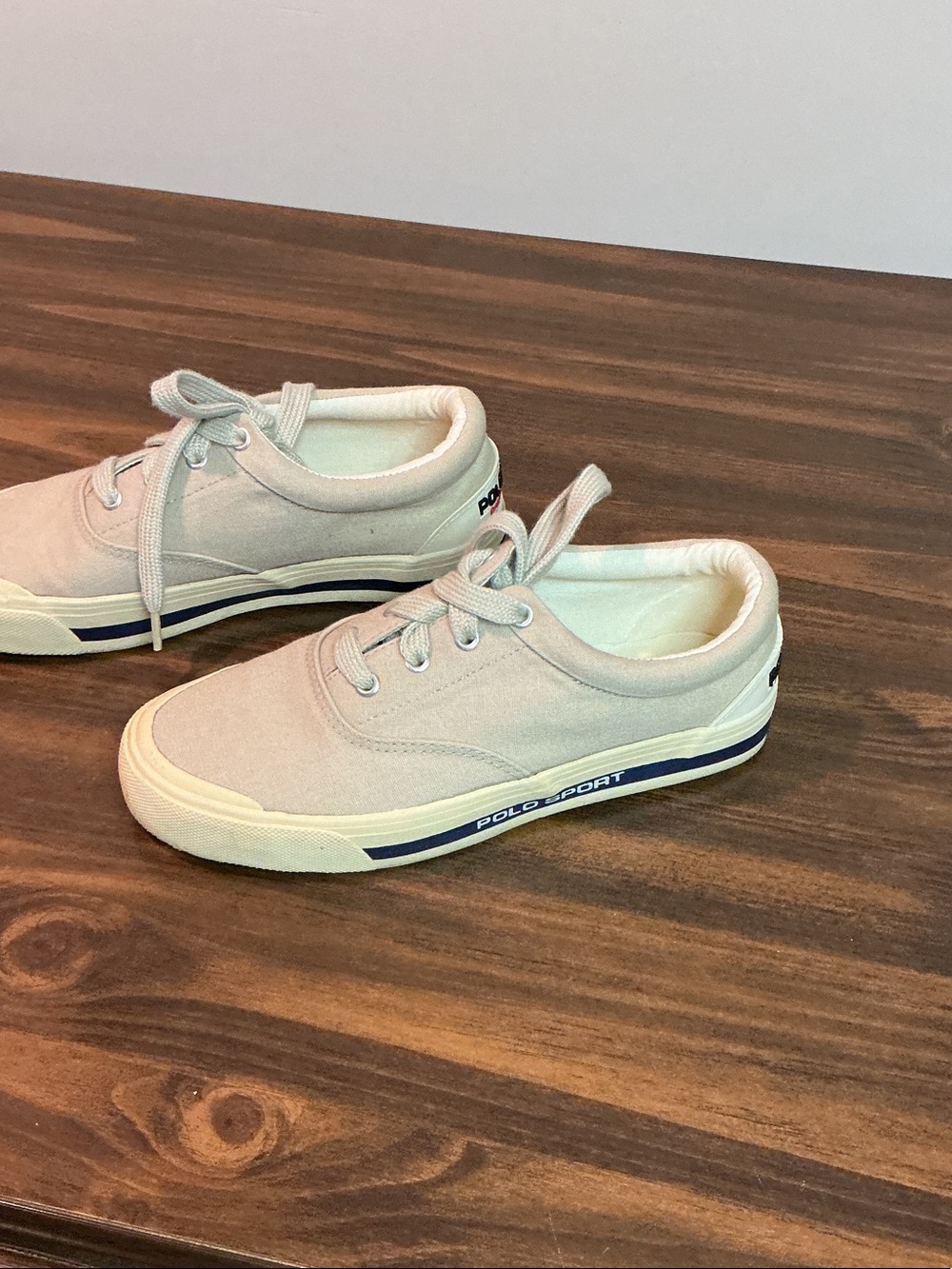 Polo women’s canvas sneakers.
